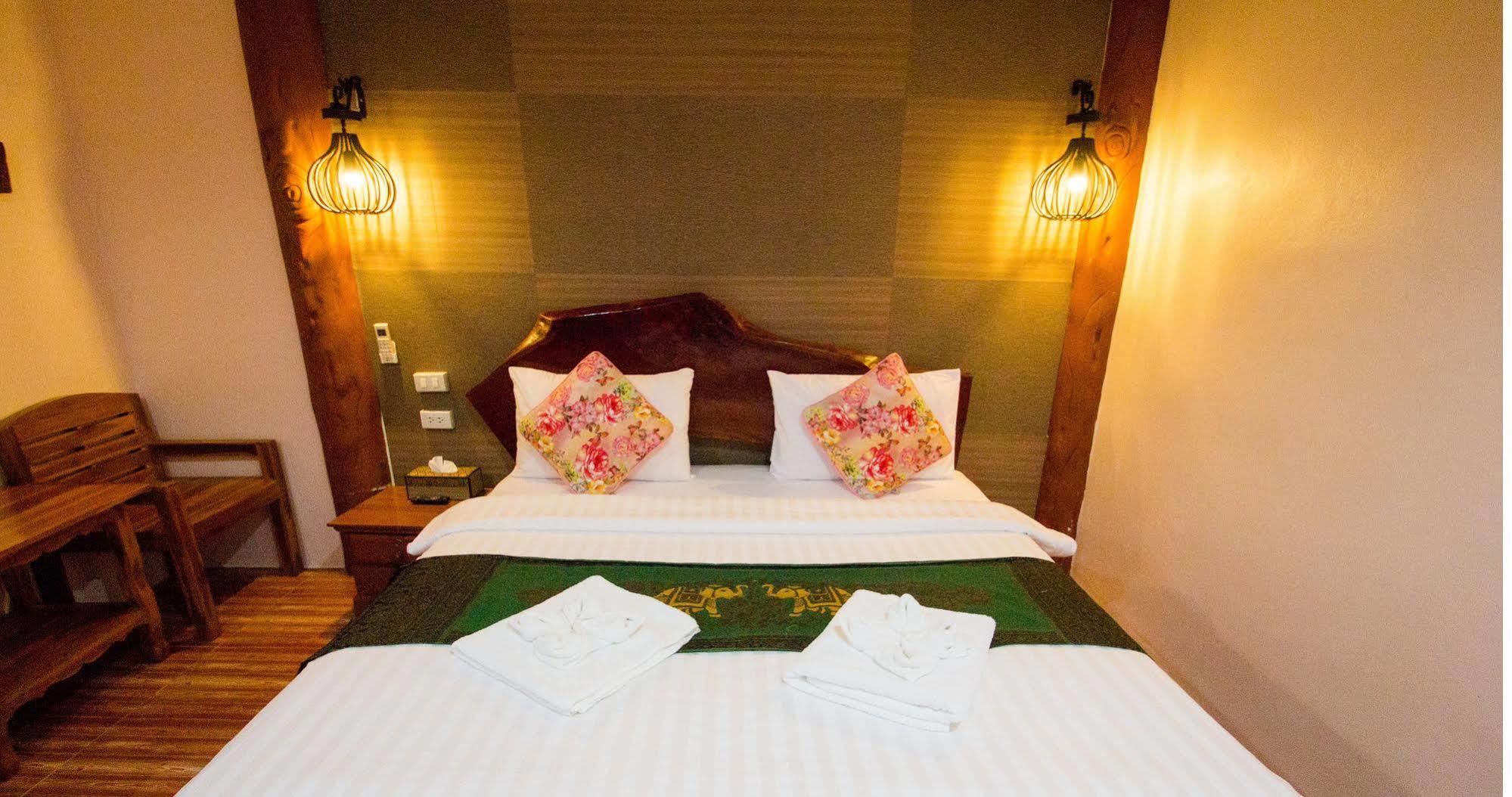 Naiyang Discovery Beach Resort Sha Nai Yang Exterior foto